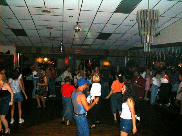 pine,view,acres,oldies,dance,party,with,dj,ray