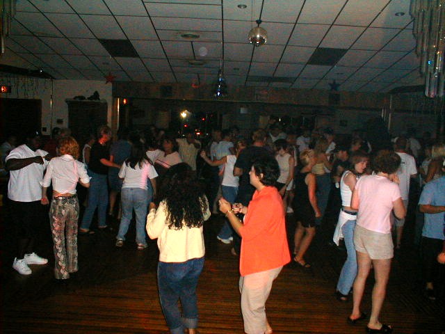 pine,view,acres,oldies,dance,party,with,dj,ray