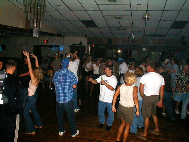 pine,view,acres,oldies,dance,party,with,dj,ray