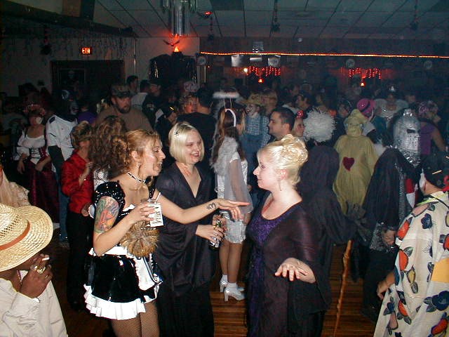 picture of oldies dance party at pine view acres