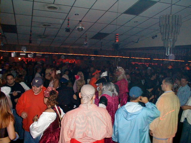 picture of oldies dance party at pine view acres