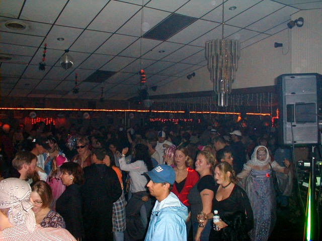 picture of oldies dance party at pine view acres